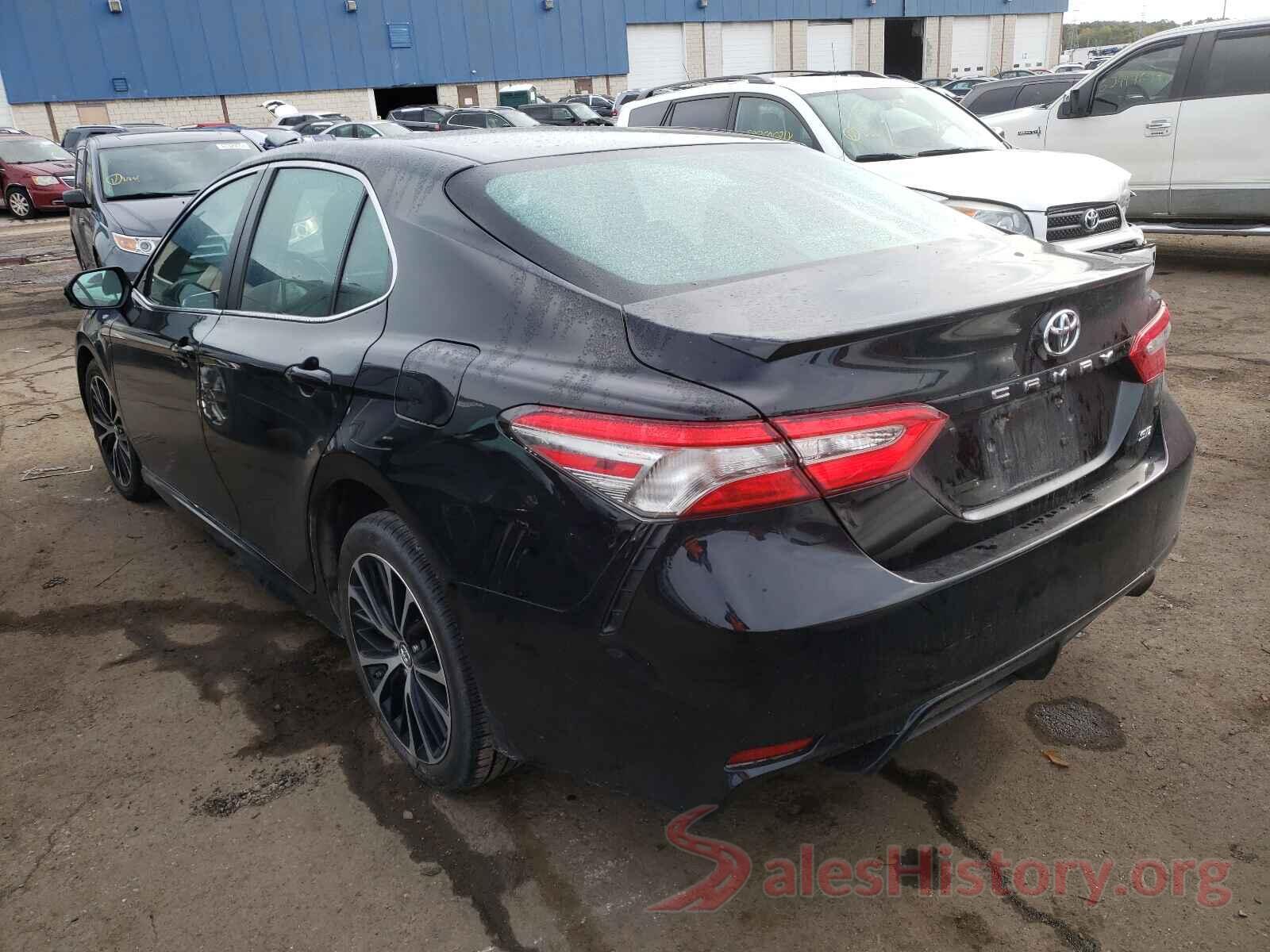 4T1B11HK5JU021031 2018 TOYOTA CAMRY