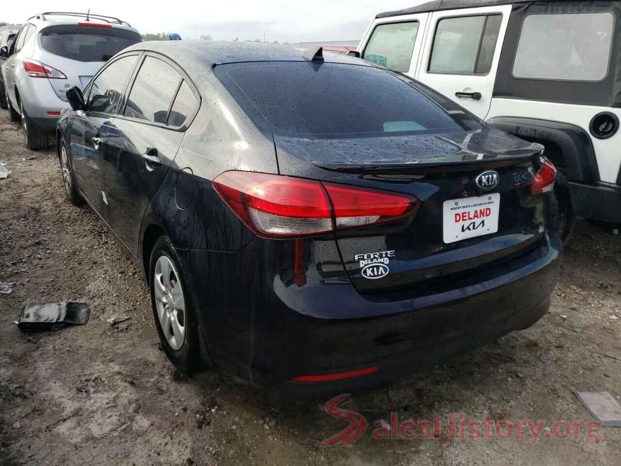 3KPFL4A71JE190825 2018 KIA FORTE