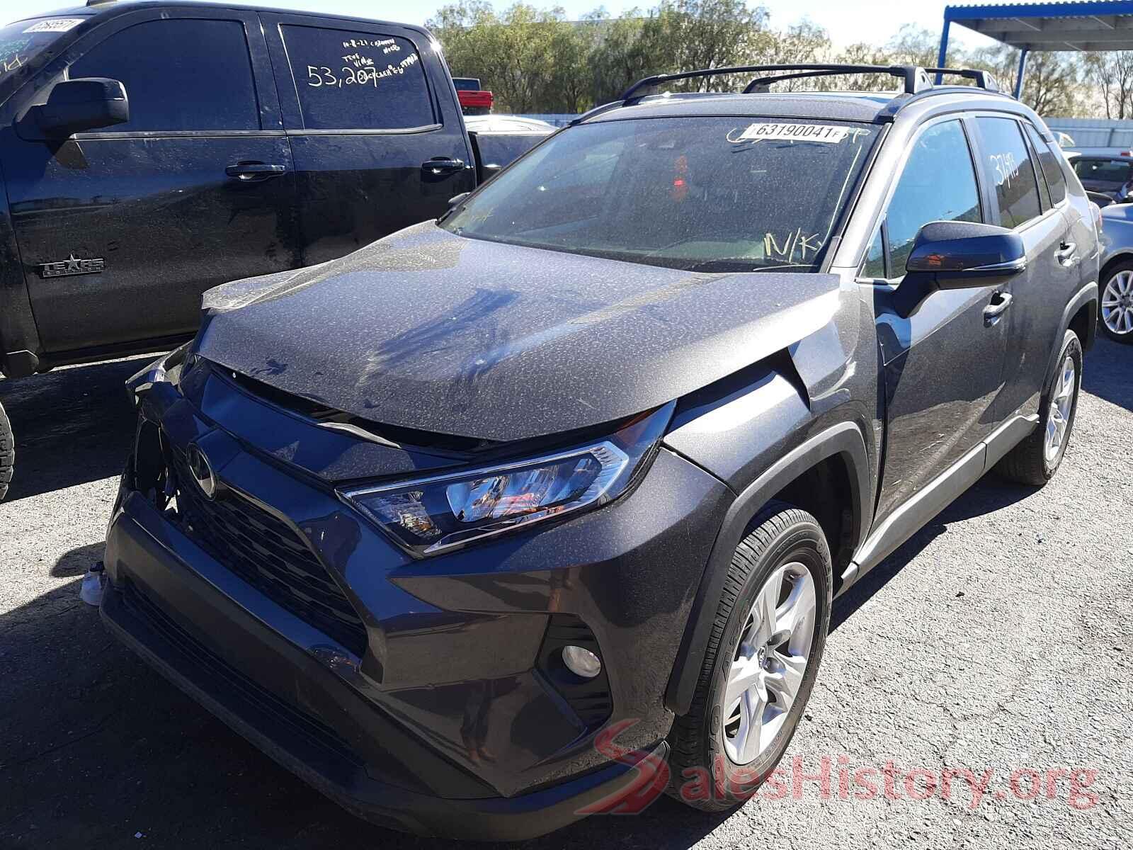 2T3W1RFV4KW029272 2019 TOYOTA RAV4