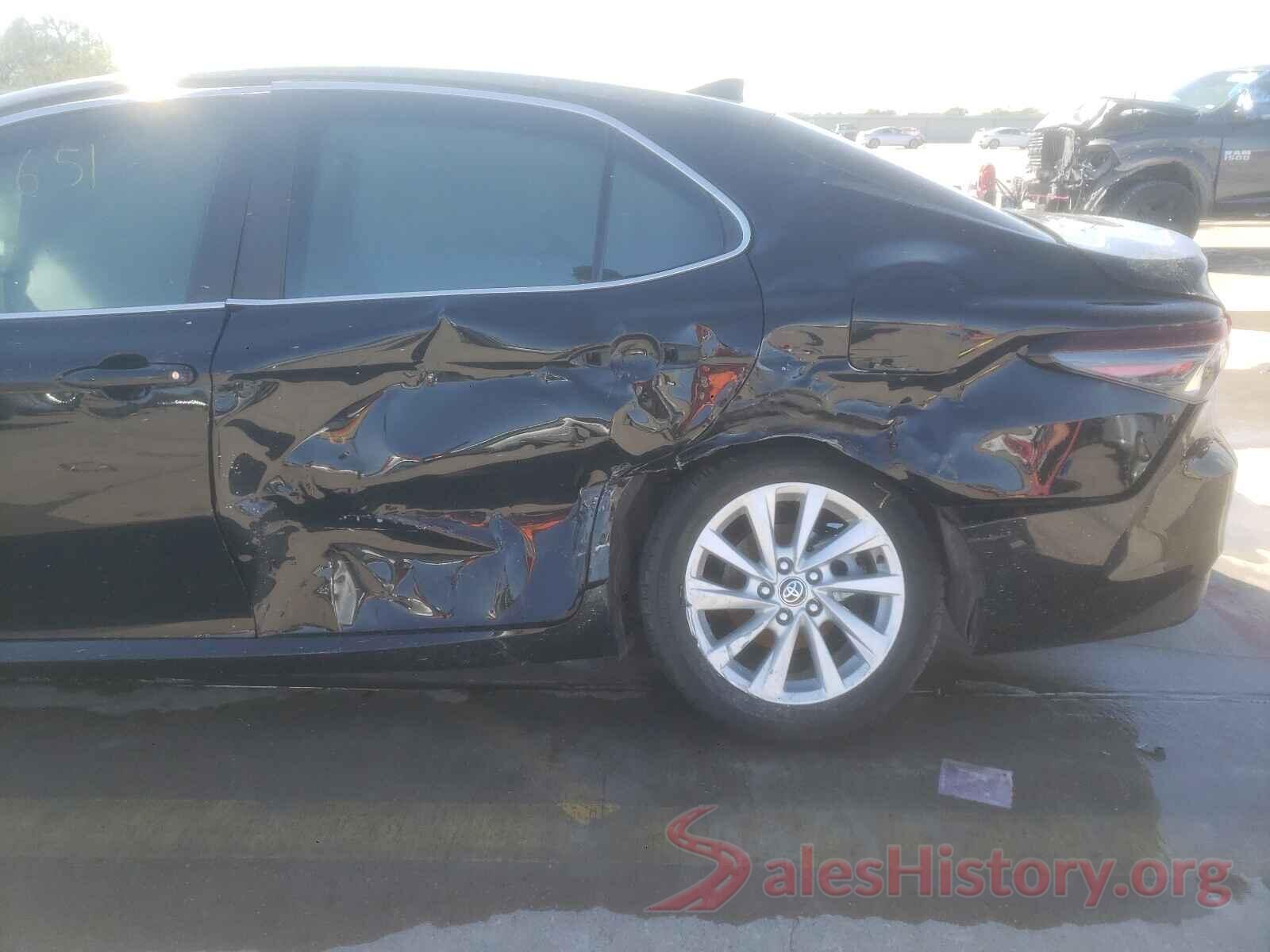 4T1C11AK5MU579223 2021 TOYOTA CAMRY