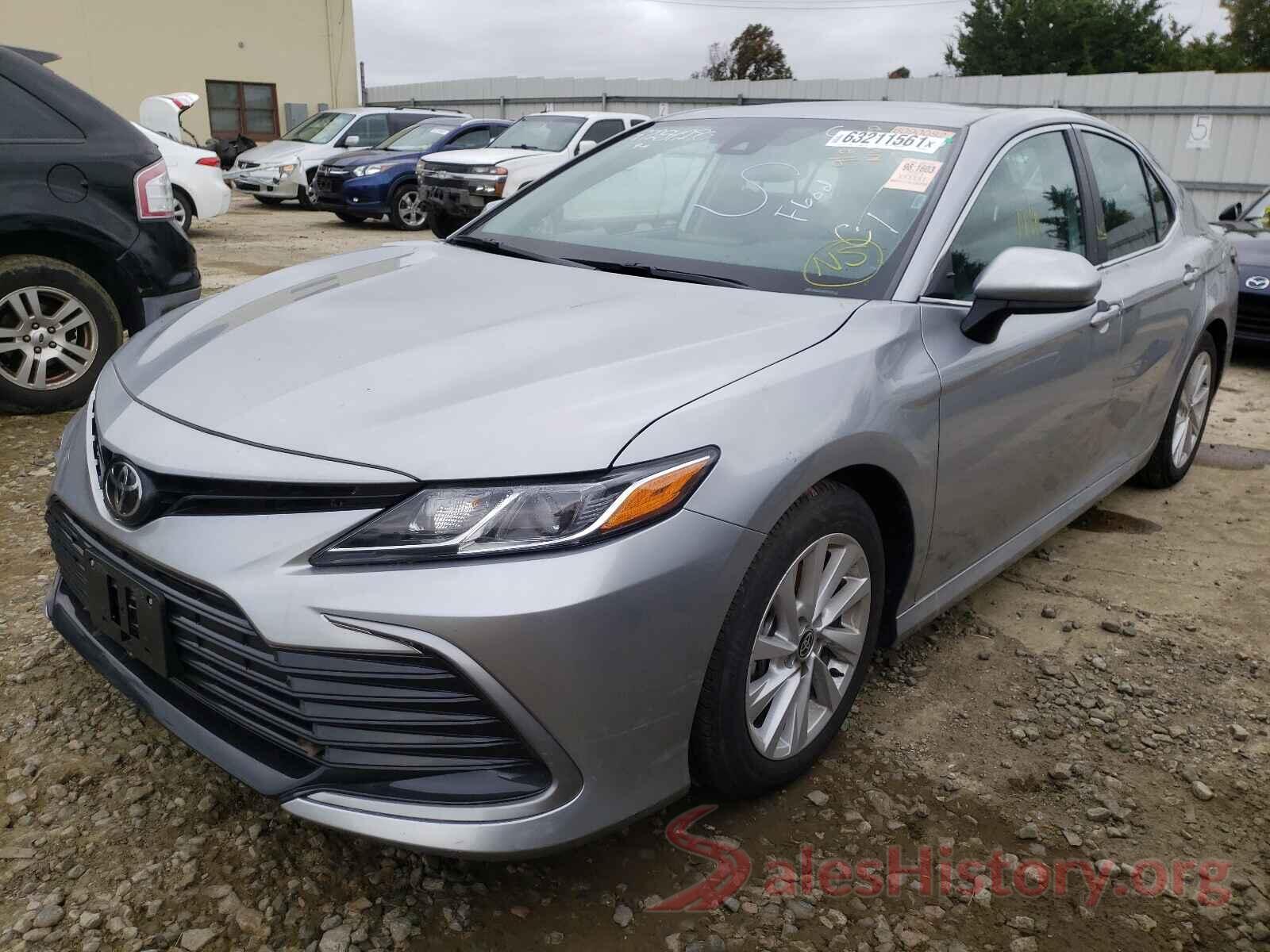 4T1C11AKXMU588080 2021 TOYOTA CAMRY