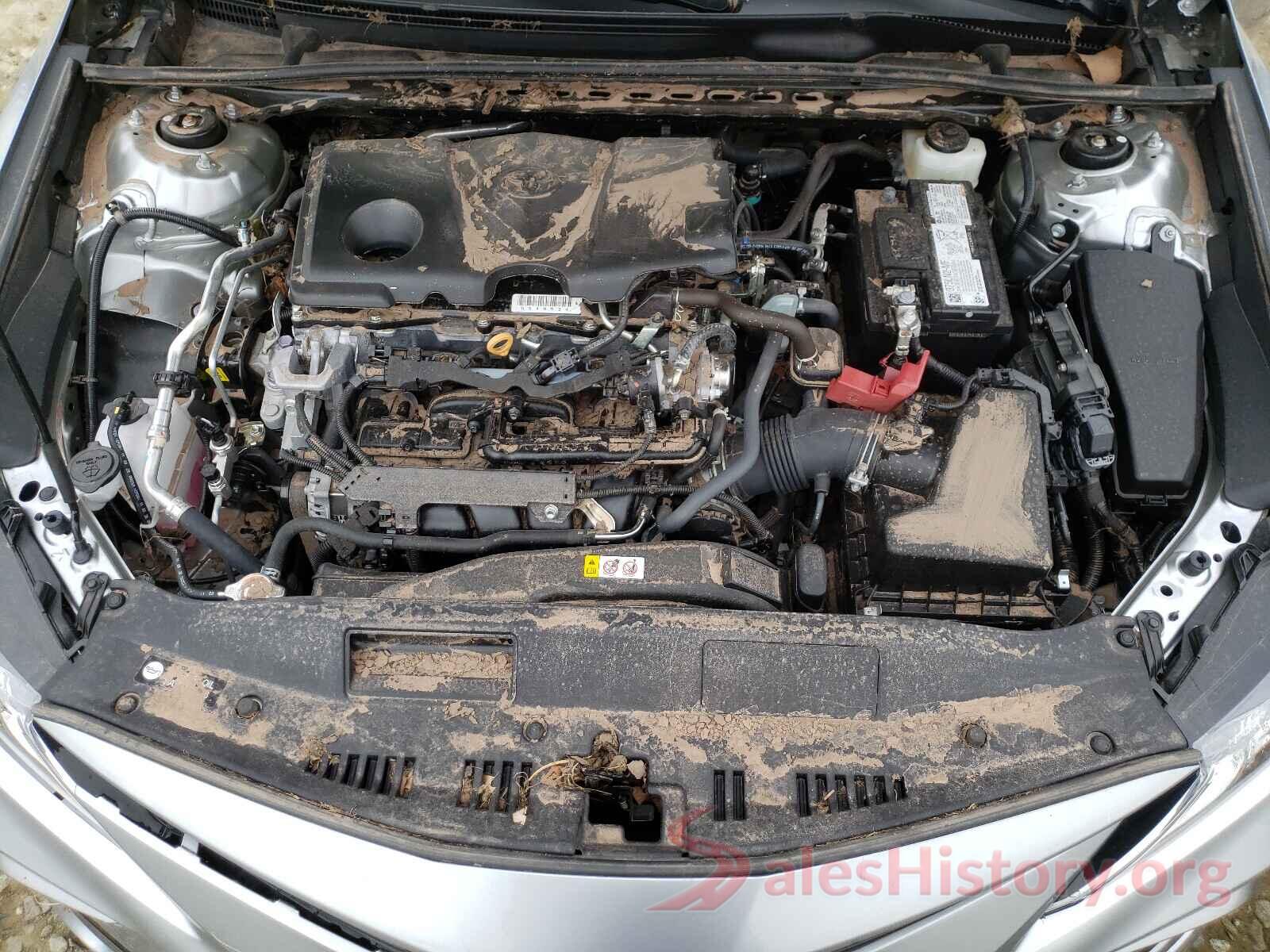 4T1C11AKXMU588080 2021 TOYOTA CAMRY