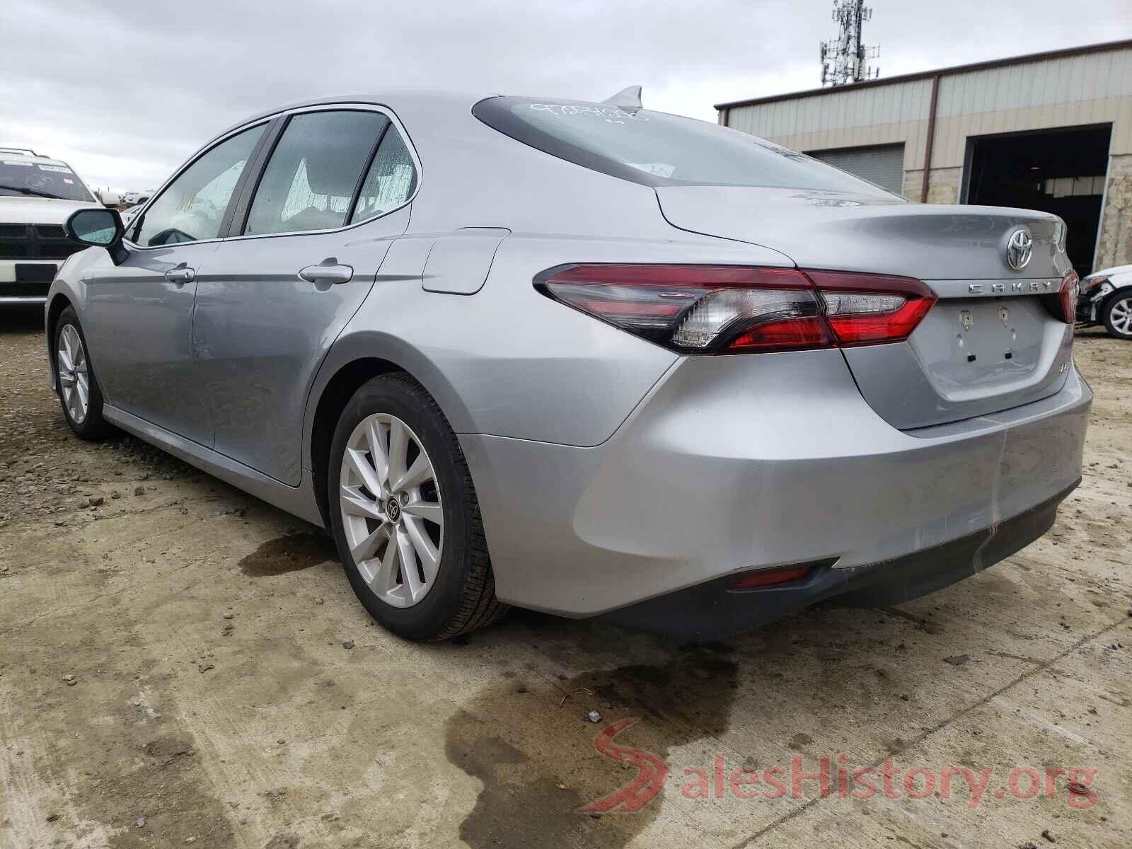 4T1C11AKXMU588080 2021 TOYOTA CAMRY