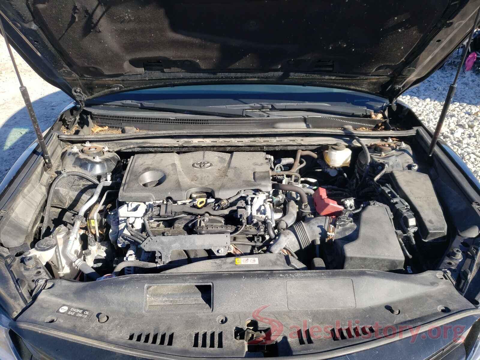 4T1B11HK7JU047128 2018 TOYOTA CAMRY