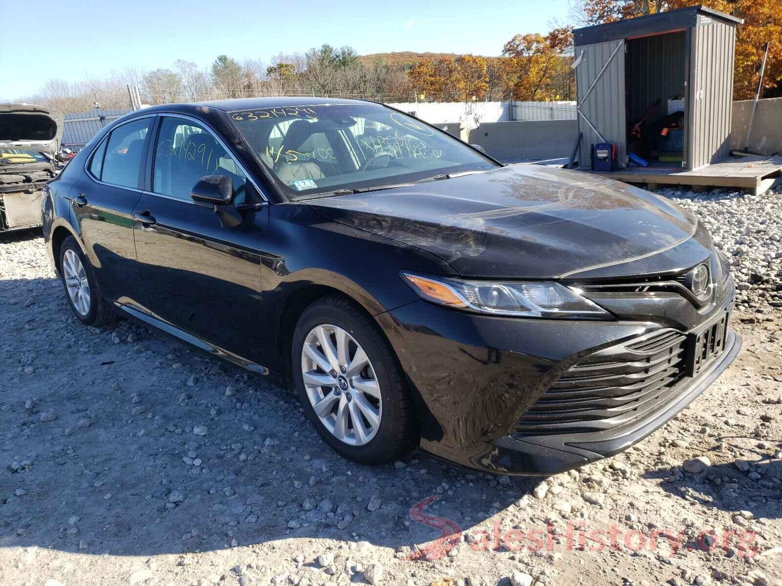 4T1B11HK7JU047128 2018 TOYOTA CAMRY