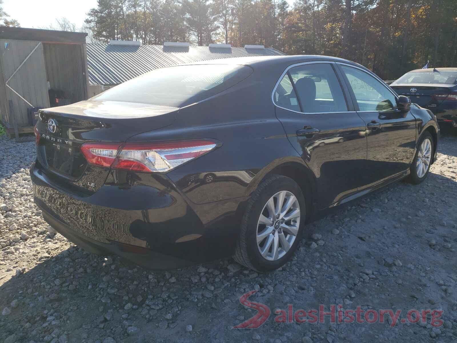 4T1B11HK7JU047128 2018 TOYOTA CAMRY