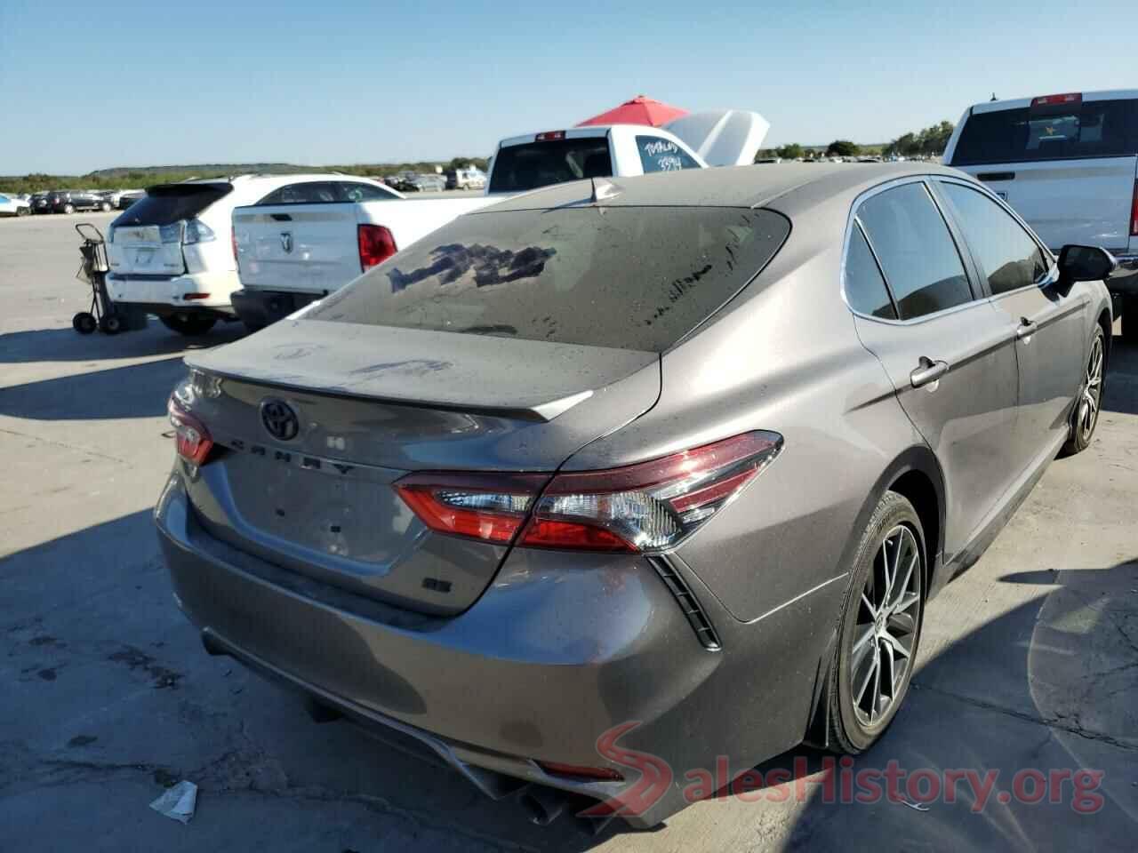 4T1G11AK8MU594378 2021 TOYOTA CAMRY