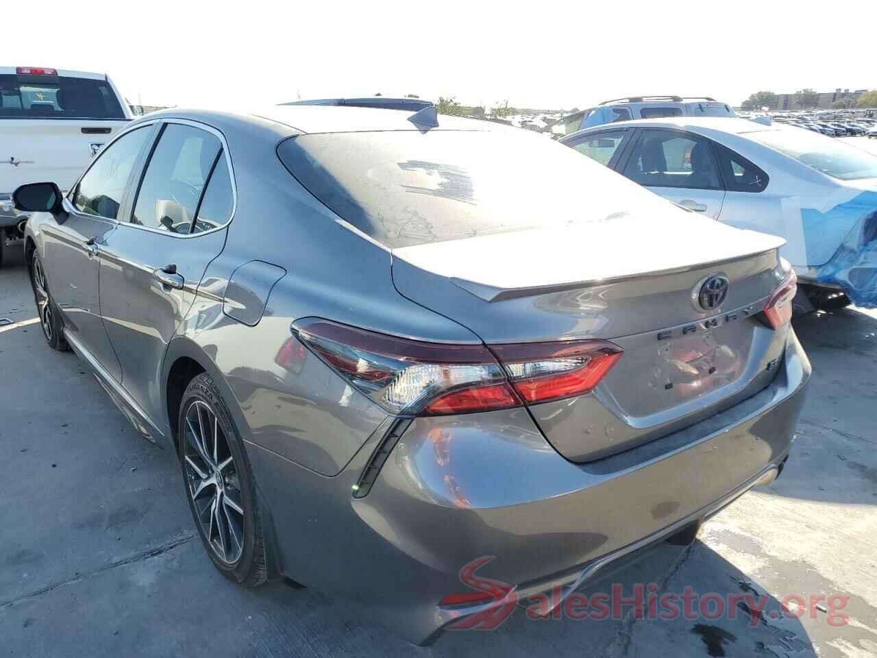 4T1G11AK8MU594378 2021 TOYOTA CAMRY