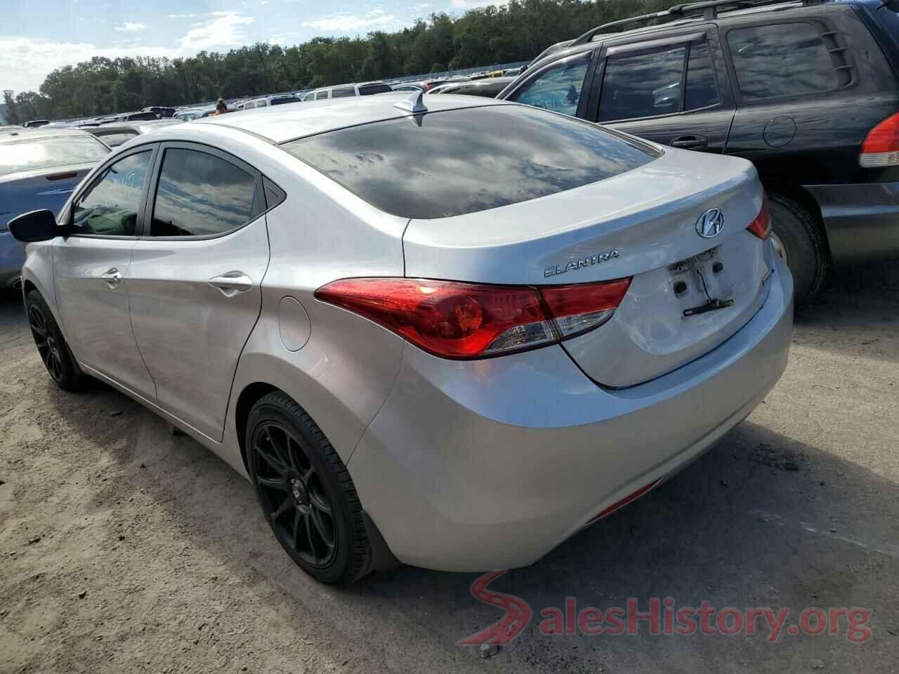 KMHDH4AE2DU637817 2013 HYUNDAI ELANTRA