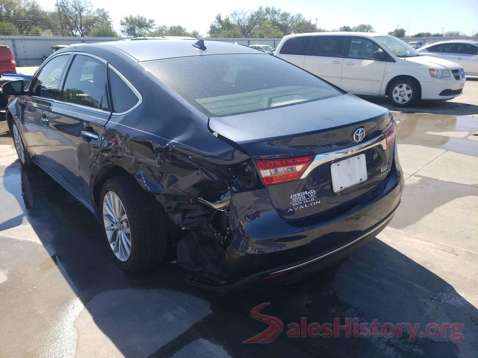 4T1BD1EB8JU063138 2018 TOYOTA AVALON