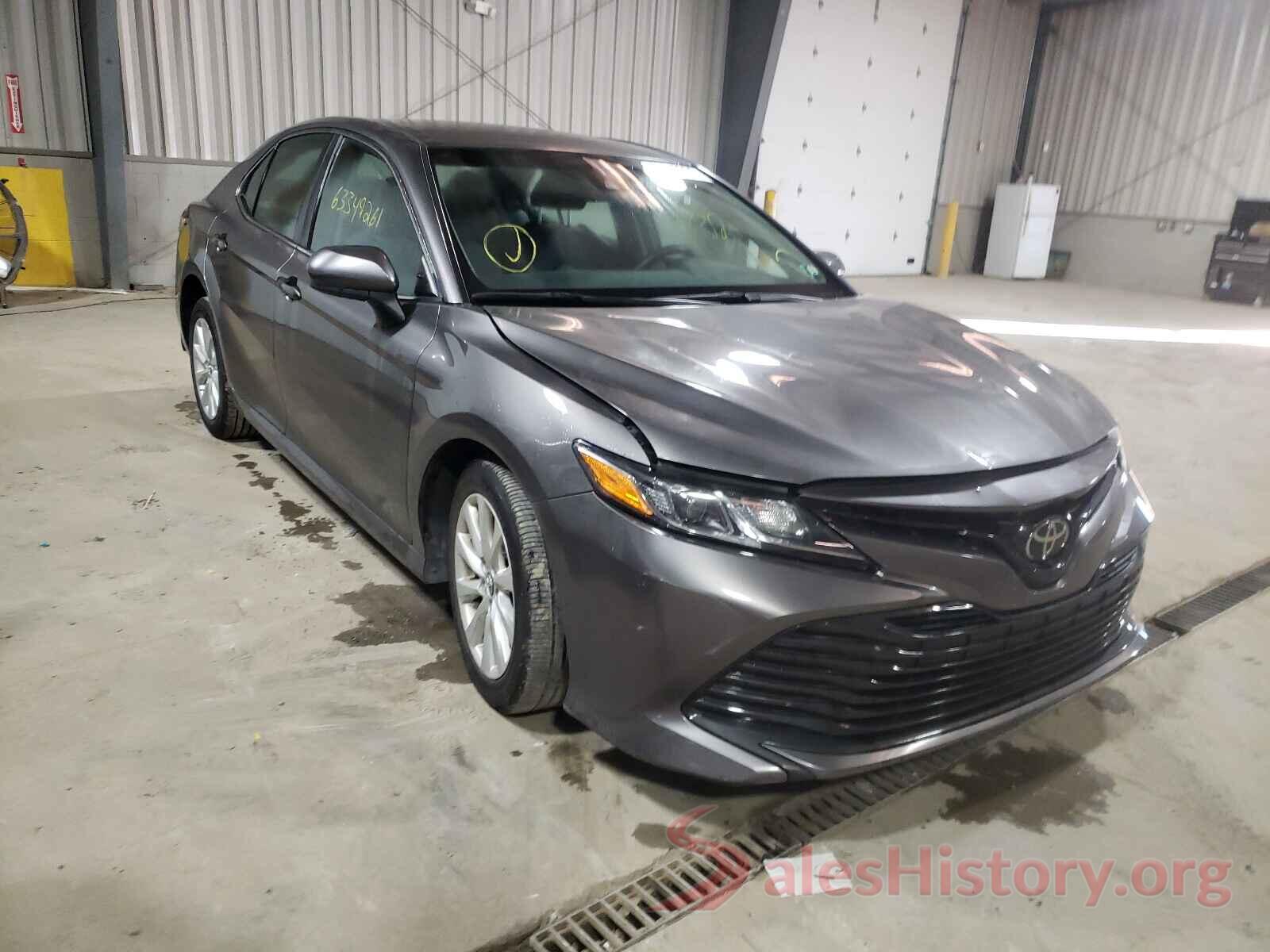 4T1B11HKXJU024958 2018 TOYOTA CAMRY