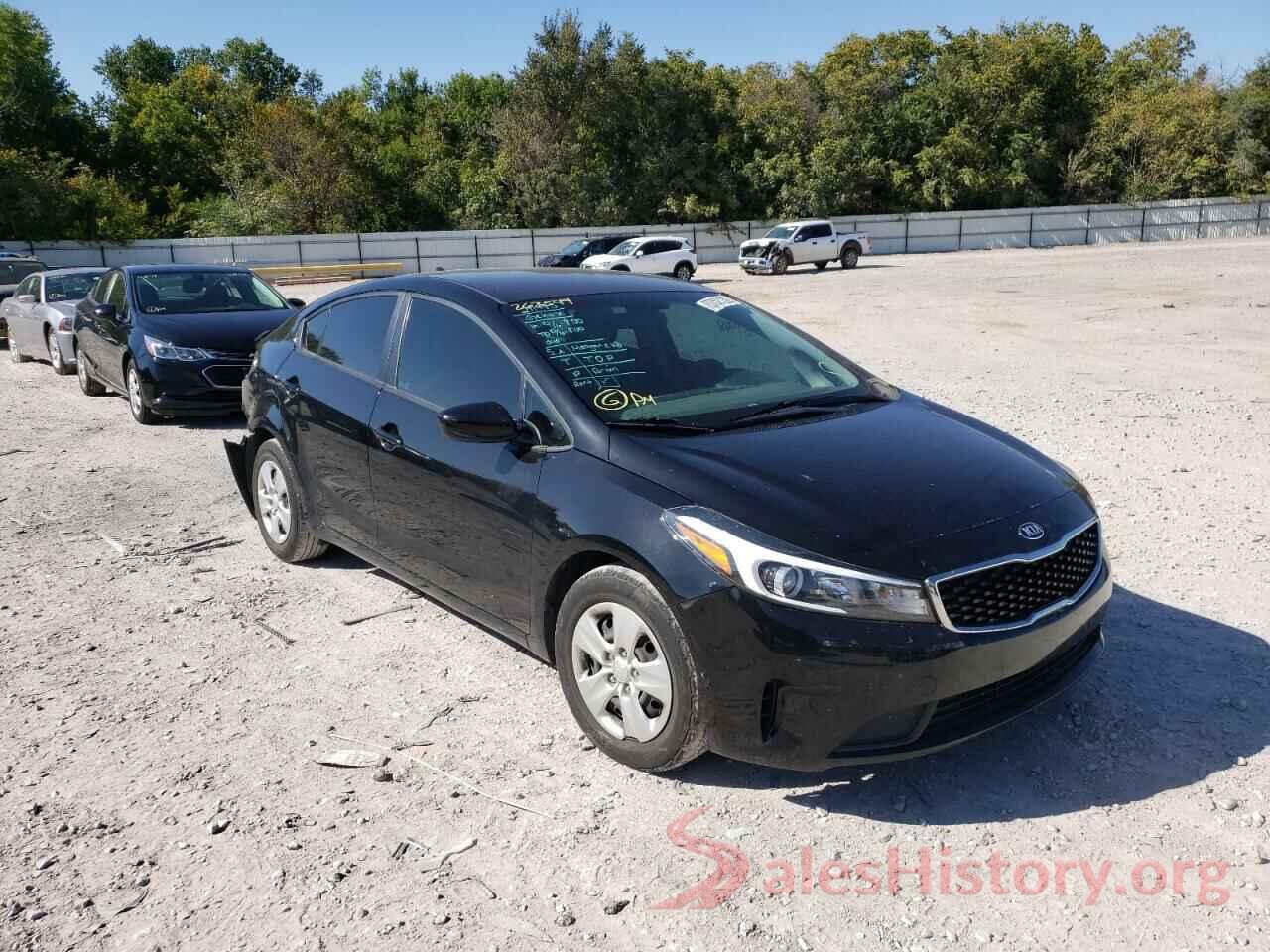 3KPFL4A70JE263599 2018 KIA FORTE