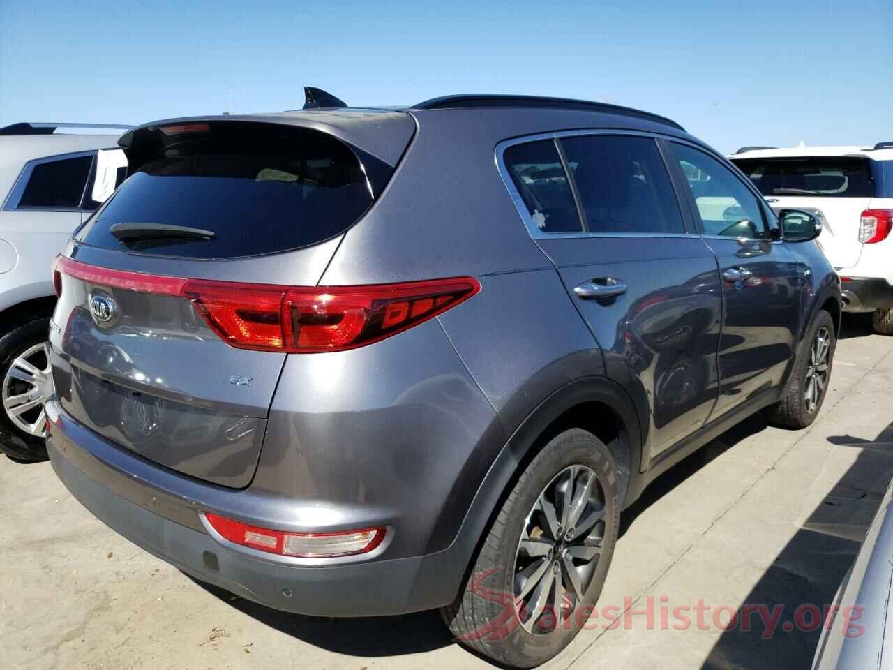 KNDPNCAC2J7426923 2018 KIA SPORTAGE