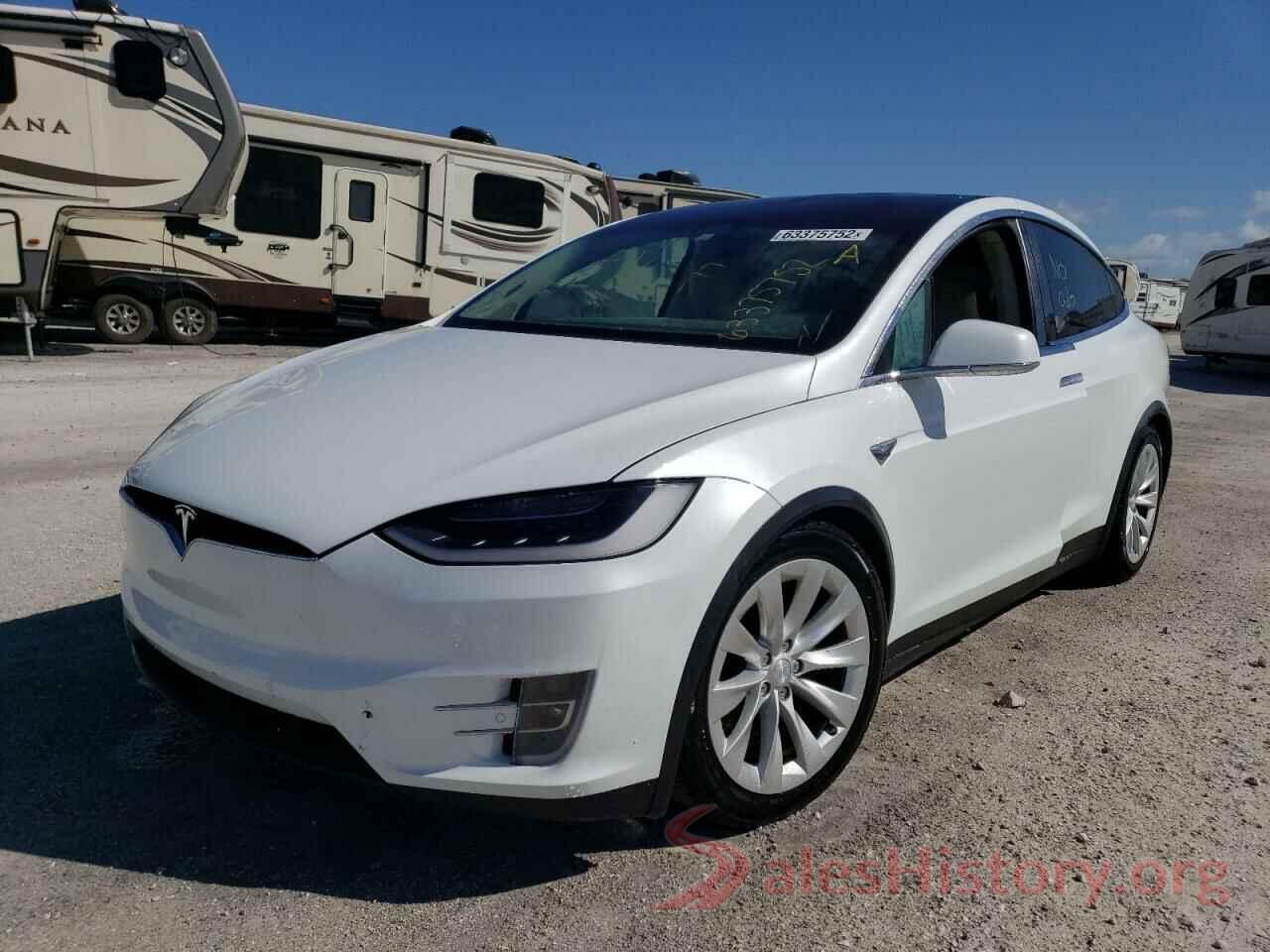 5YJXCBE28JF114214 2018 TESLA MODEL X