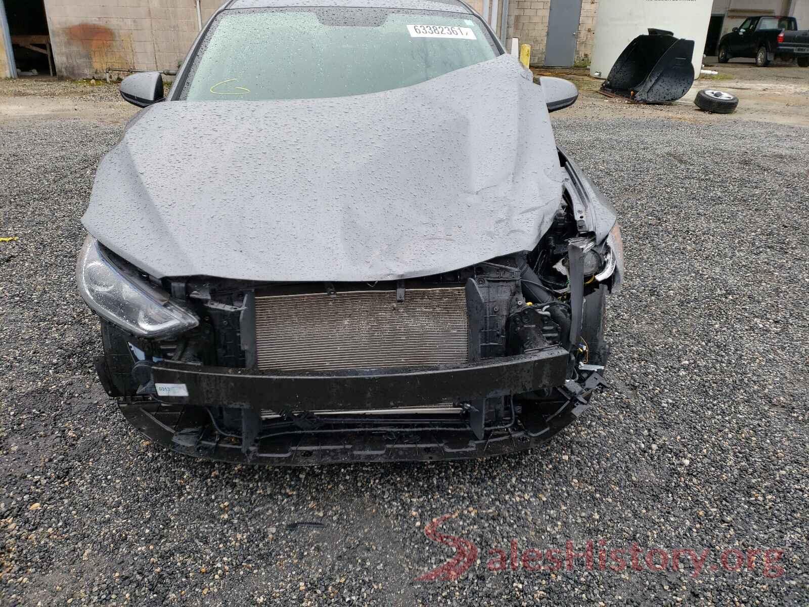 5NPD74LF9JH400759 2018 HYUNDAI ELANTRA