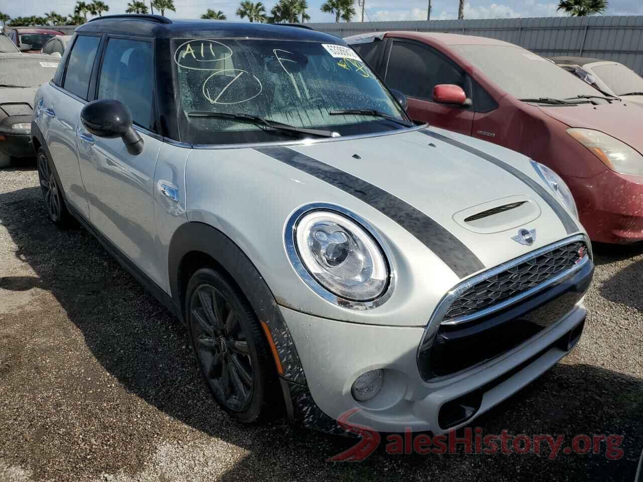 WMWXU3C57J2F51446 2018 MINI COOPER