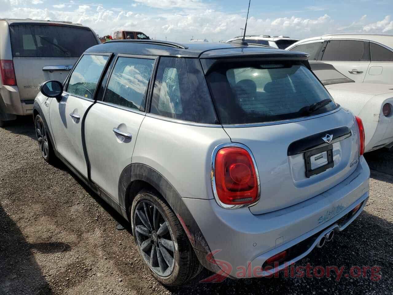 WMWXU3C57J2F51446 2018 MINI COOPER