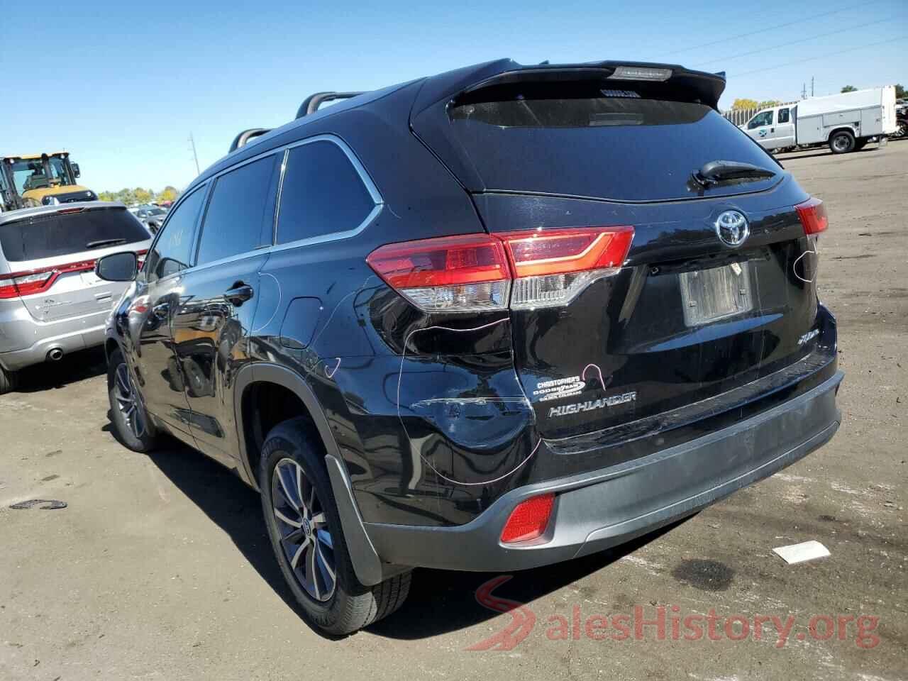 5TDJZRFH2JS802009 2018 TOYOTA HIGHLANDER