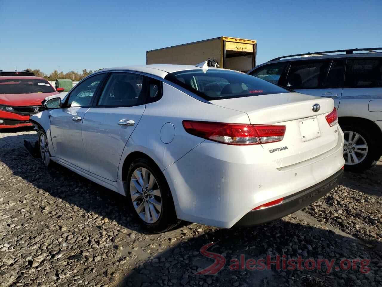 5XXGU4L37JG193666 2018 KIA OPTIMA