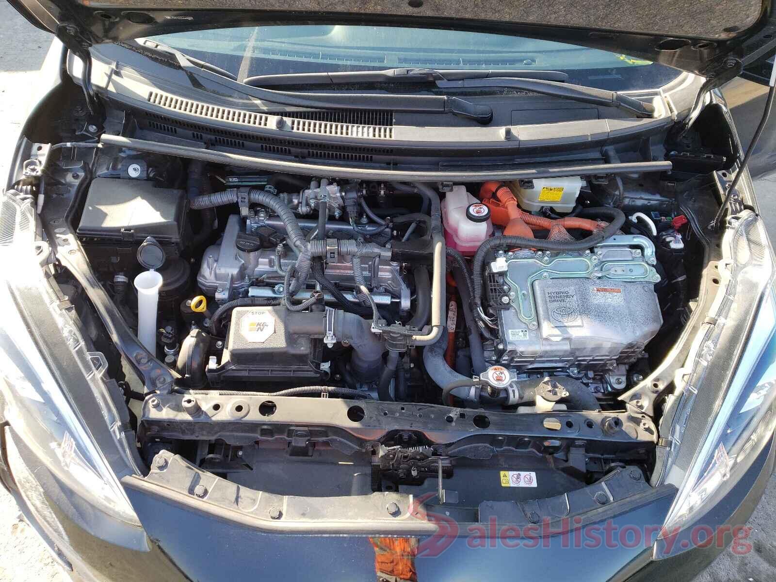 JTDKDTB33J1605003 2018 TOYOTA PRIUS