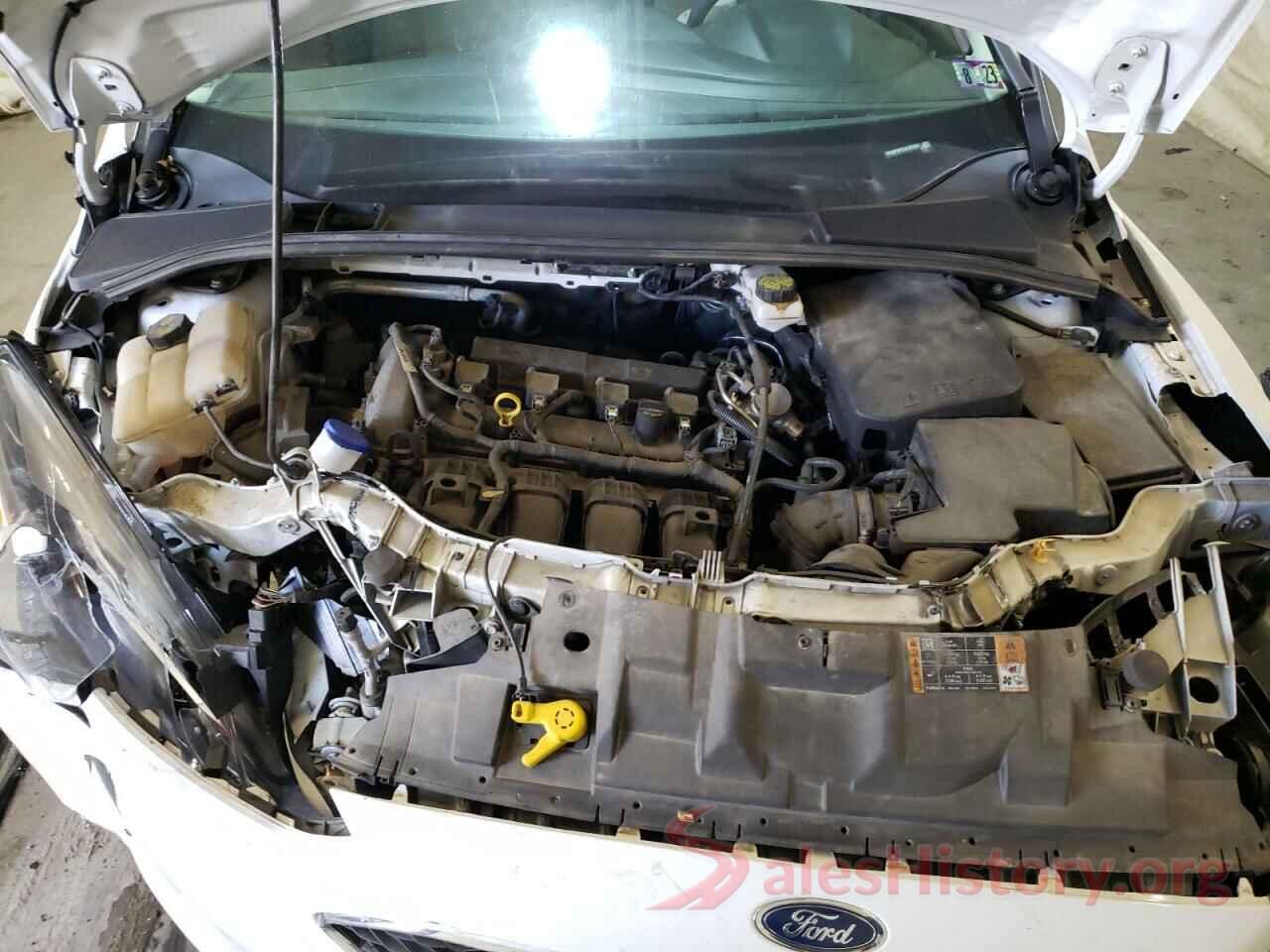 1FADP3F27JL225223 2018 FORD FOCUS