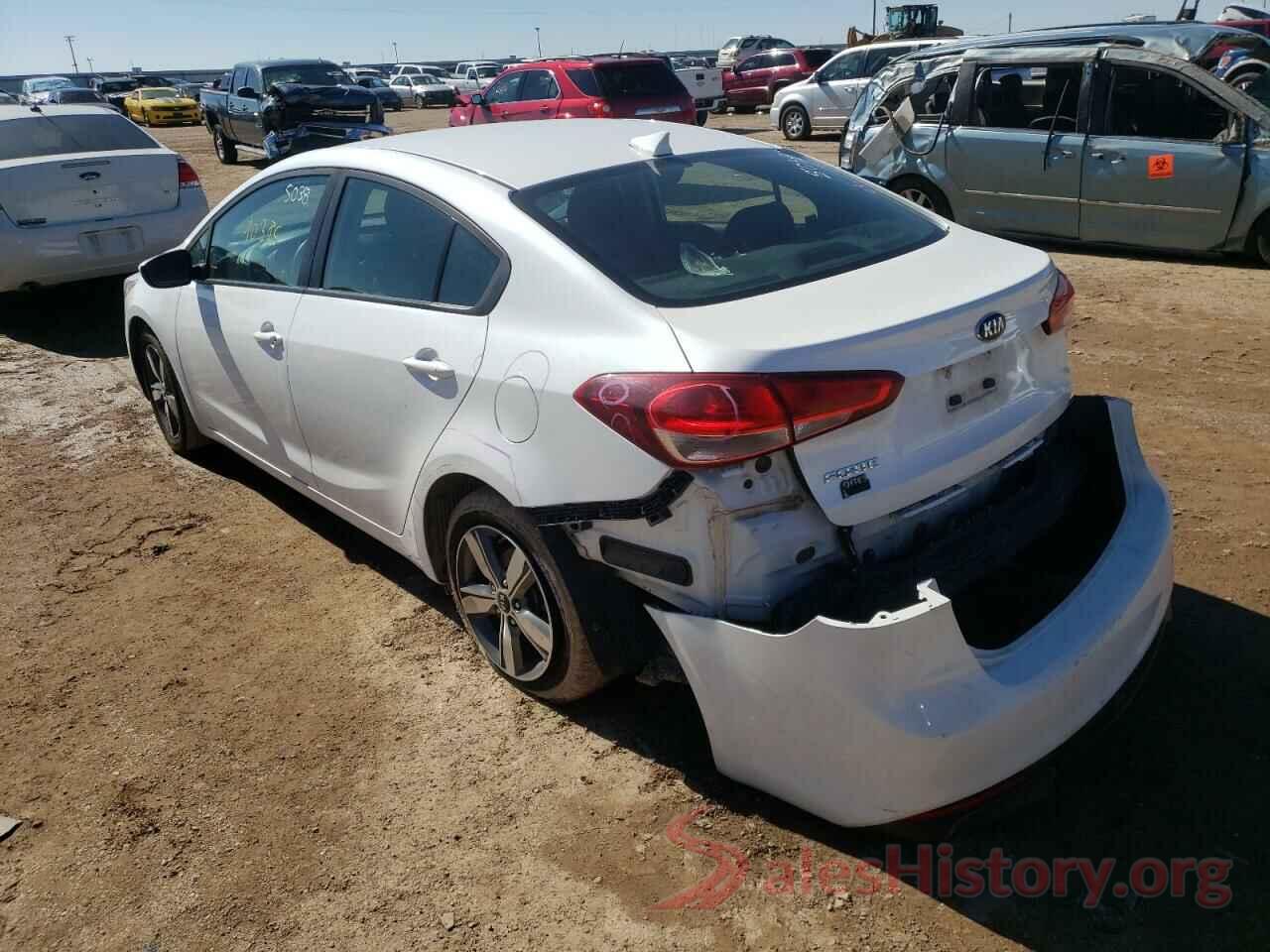 3KPFL4A72JE175038 2018 KIA FORTE