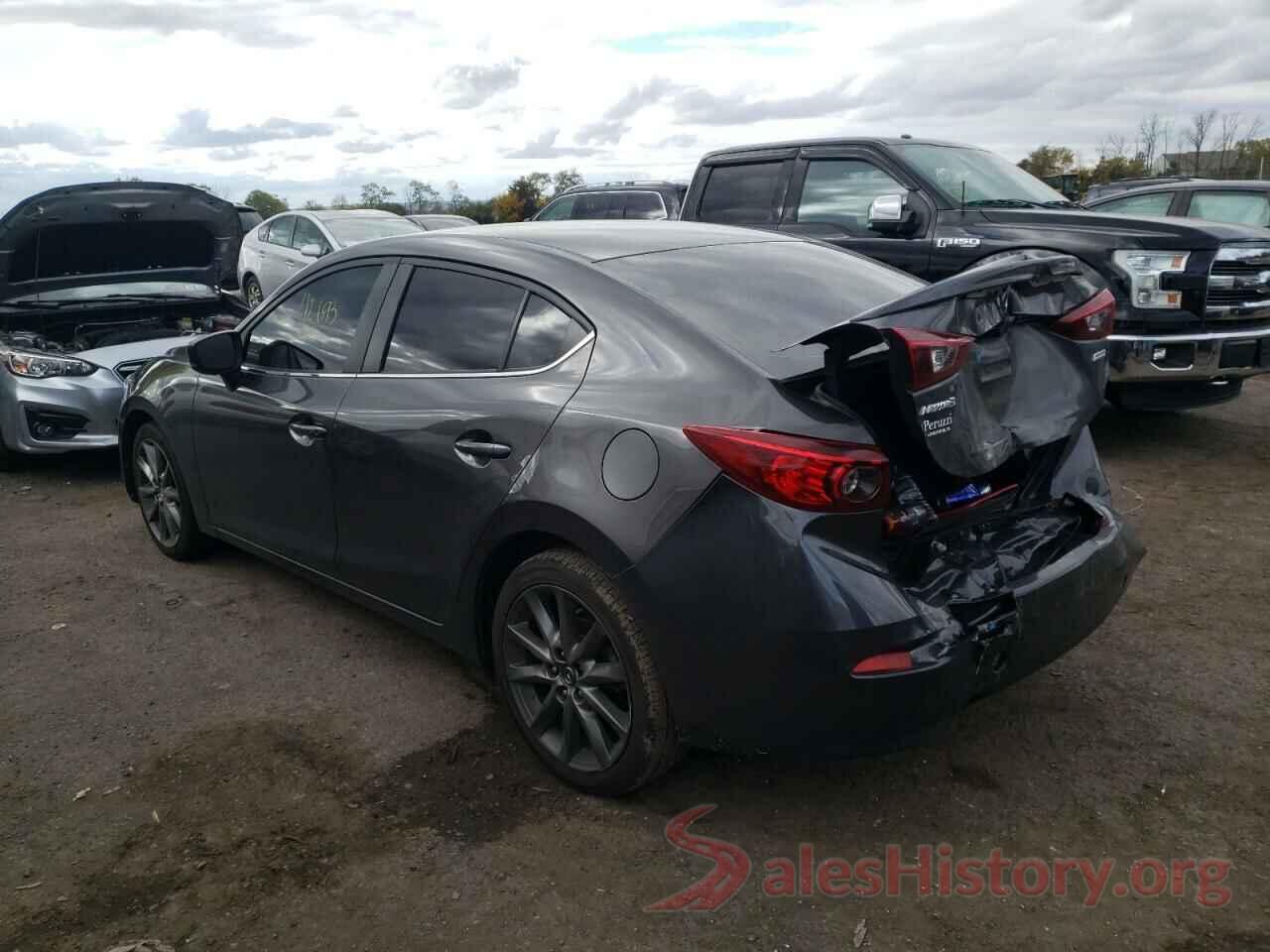 3MZBN1V33JM268393 2018 MAZDA 3