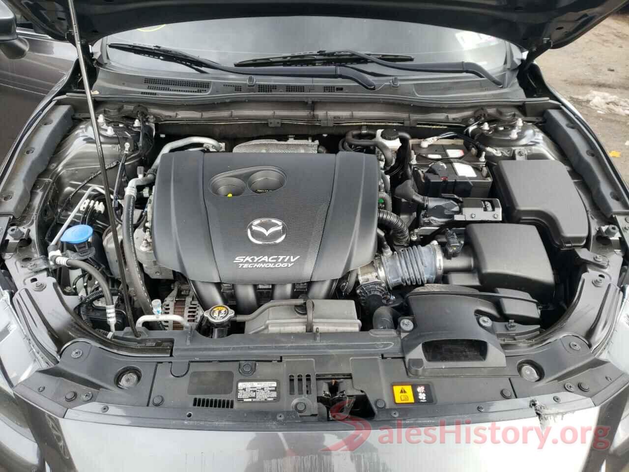 3MZBN1V33JM268393 2018 MAZDA 3