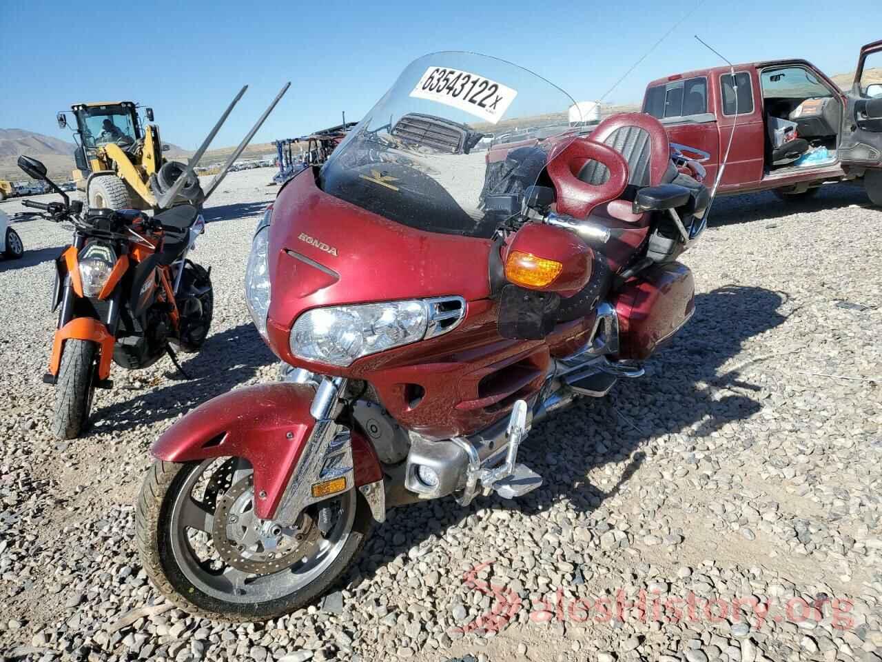 1HFSC47002A104262 2002 HONDA GL CYCLE