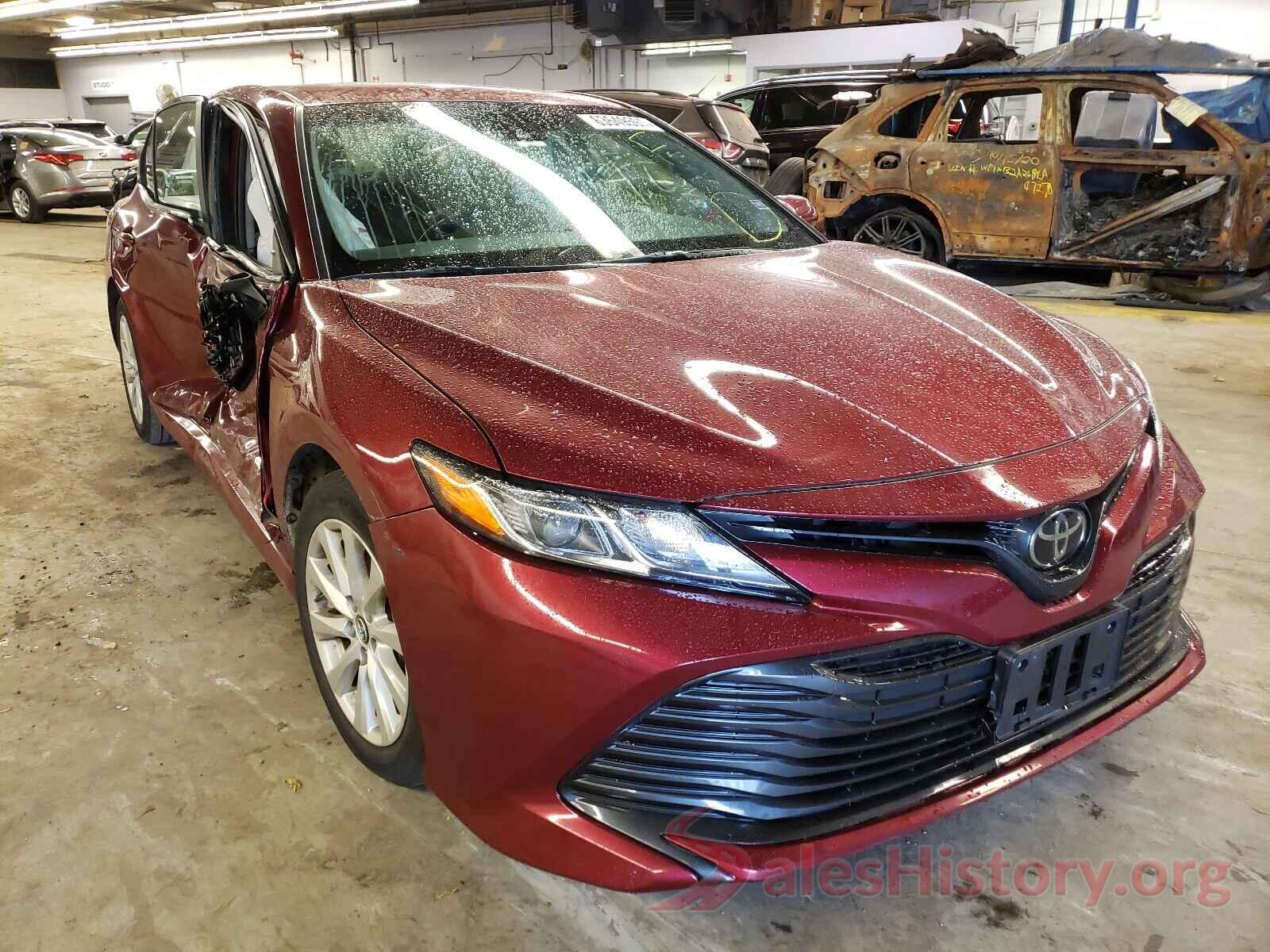 4T1B11HK5JU648635 2018 TOYOTA CAMRY