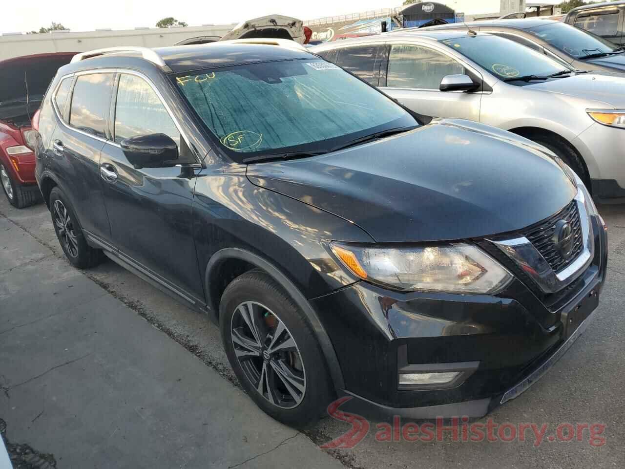 JN8AT2MV9JW320143 2018 NISSAN ROGUE