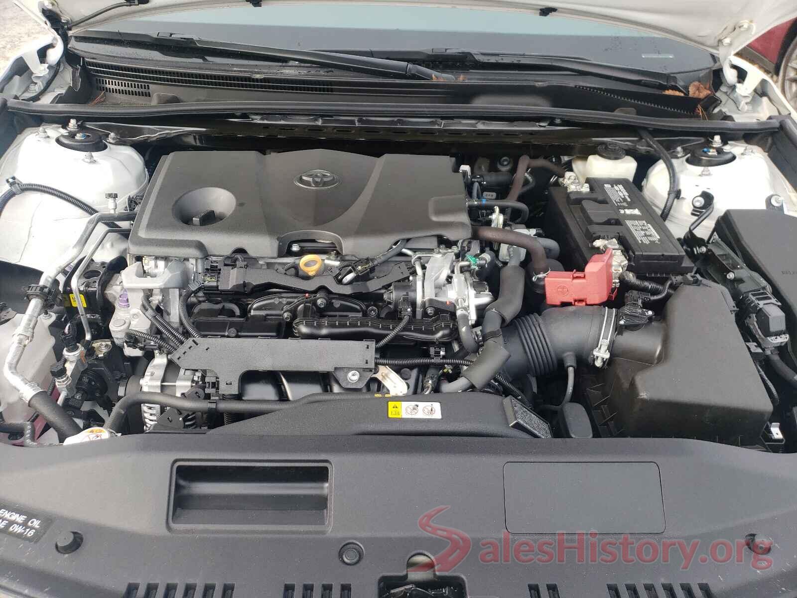 4T1B11HK0JU632049 2018 TOYOTA CAMRY