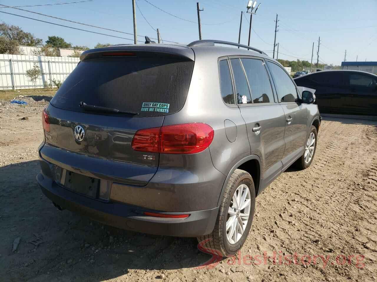 WVGAV7AX8HK048061 2017 VOLKSWAGEN TIGUAN