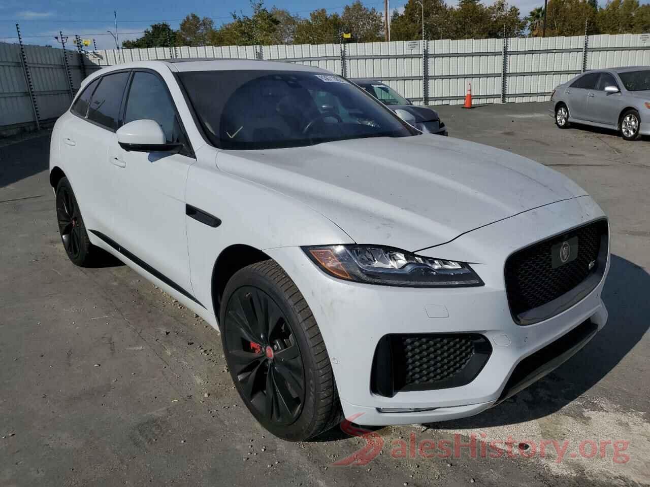 SADCM2FV2JA329458 2018 JAGUAR F-PACE