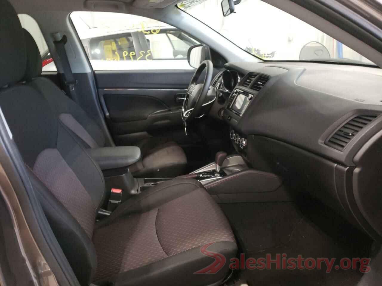 JA4AP3AU7JU011424 2018 MITSUBISHI OUTLANDER