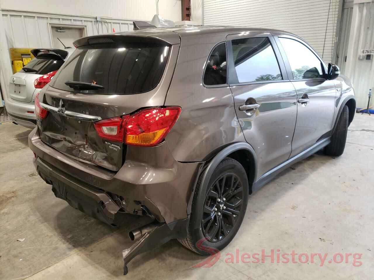 JA4AP3AU7JU011424 2018 MITSUBISHI OUTLANDER