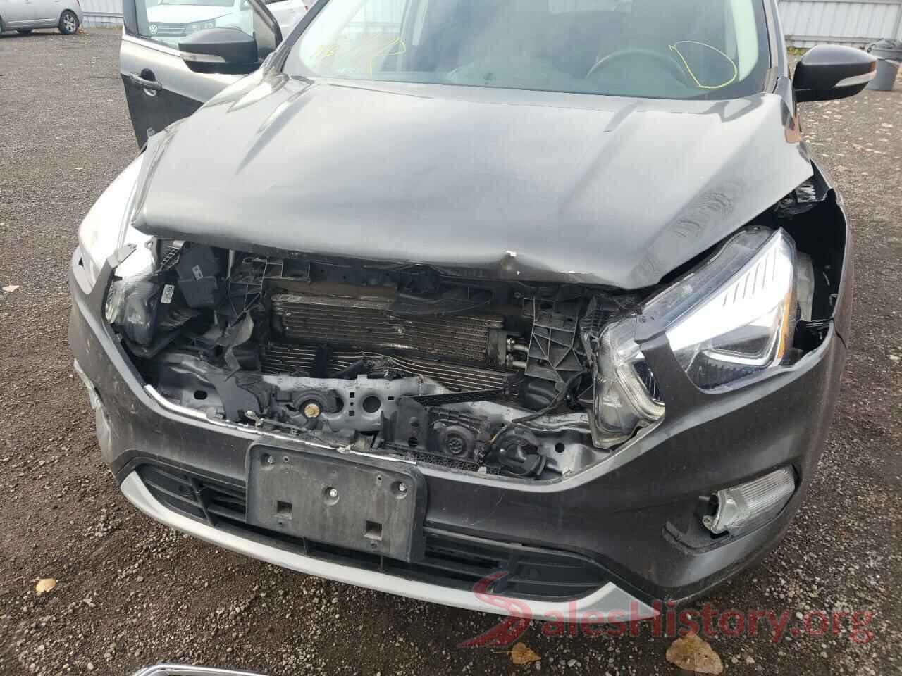 1FMCU9J93JUC71255 2018 FORD ESCAPE