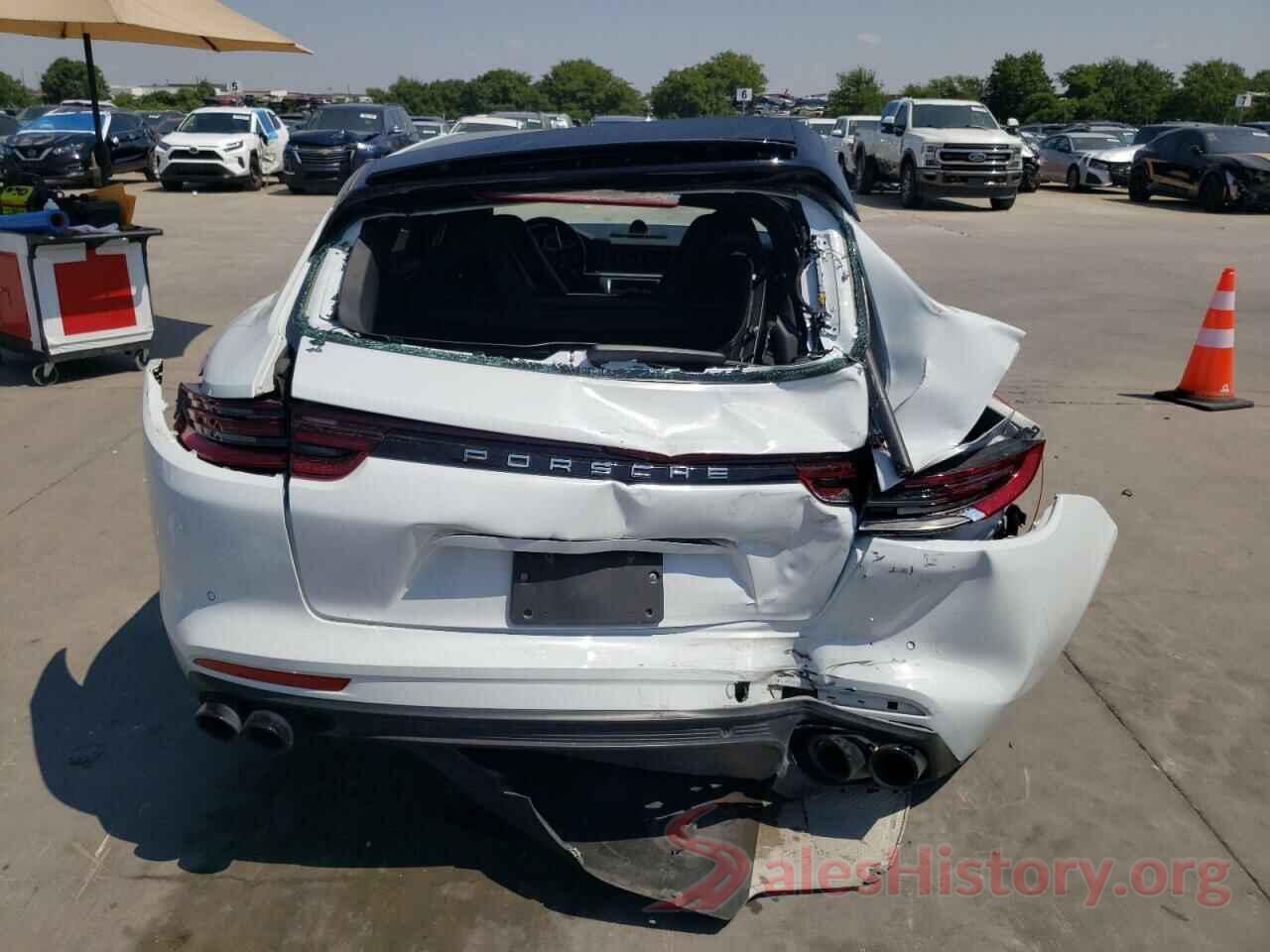 WP0CA2A73JL181161 2018 PORSCHE PANAMERA