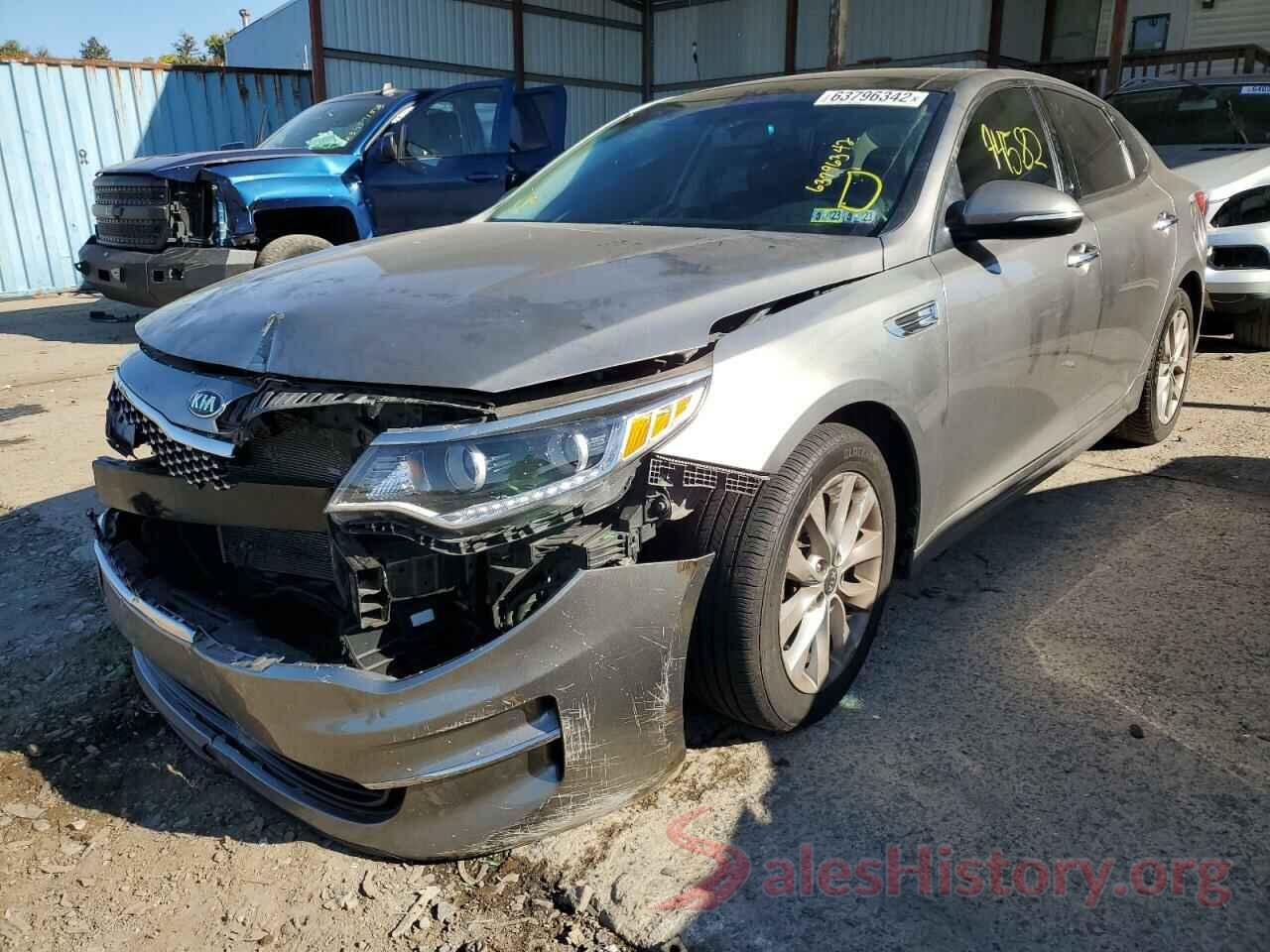 5XXGU4L3XHG169338 2017 KIA OPTIMA