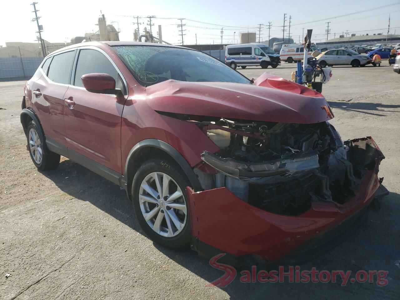 JN1BJ1CP3JW164493 2018 NISSAN ROGUE