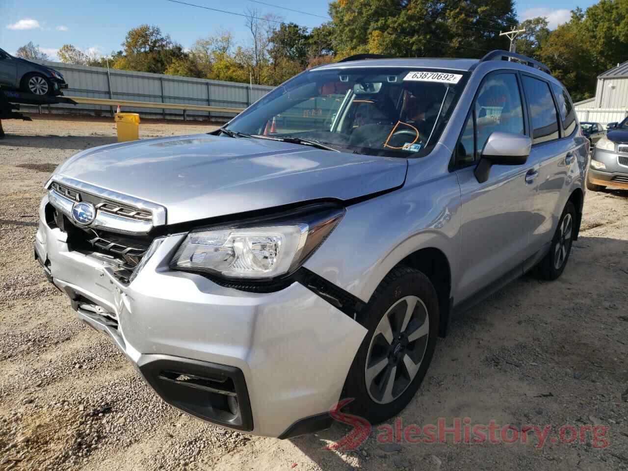 JF2SJAGC3JH523514 2018 SUBARU FORESTER