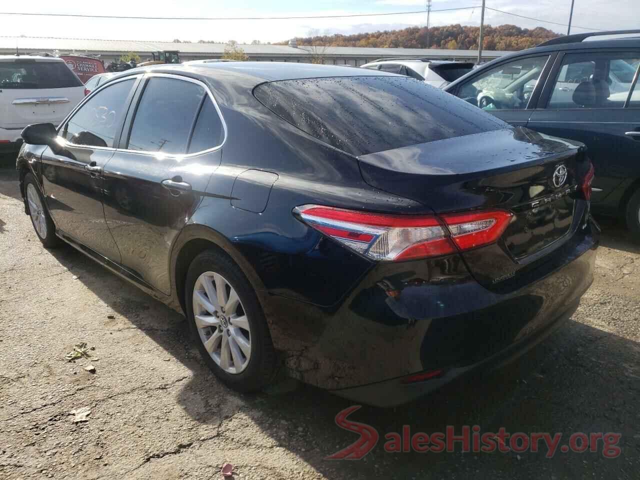 4T1B11HK0JU123661 2018 TOYOTA CAMRY