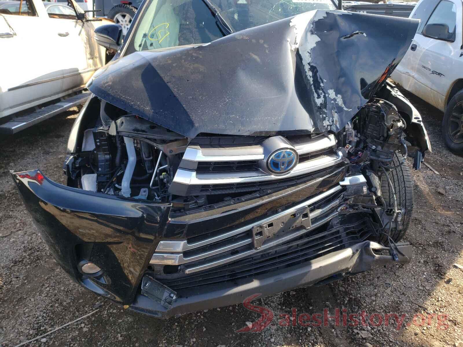 5TDDGRFH9HS030802 2017 TOYOTA HIGHLANDER