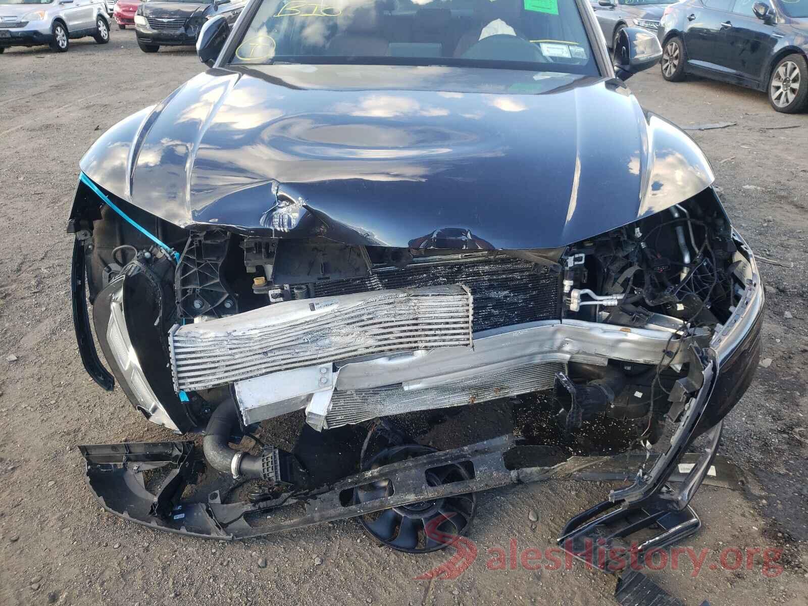 WA1BNAFY8J2129245 2018 AUDI Q5