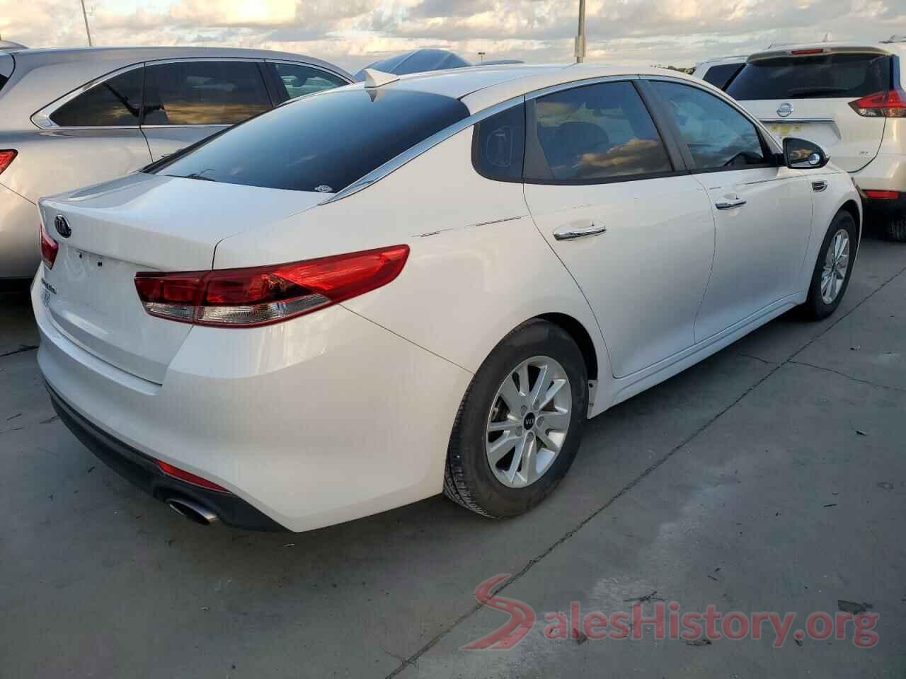 5XXGT4L32HG171460 2017 KIA OPTIMA