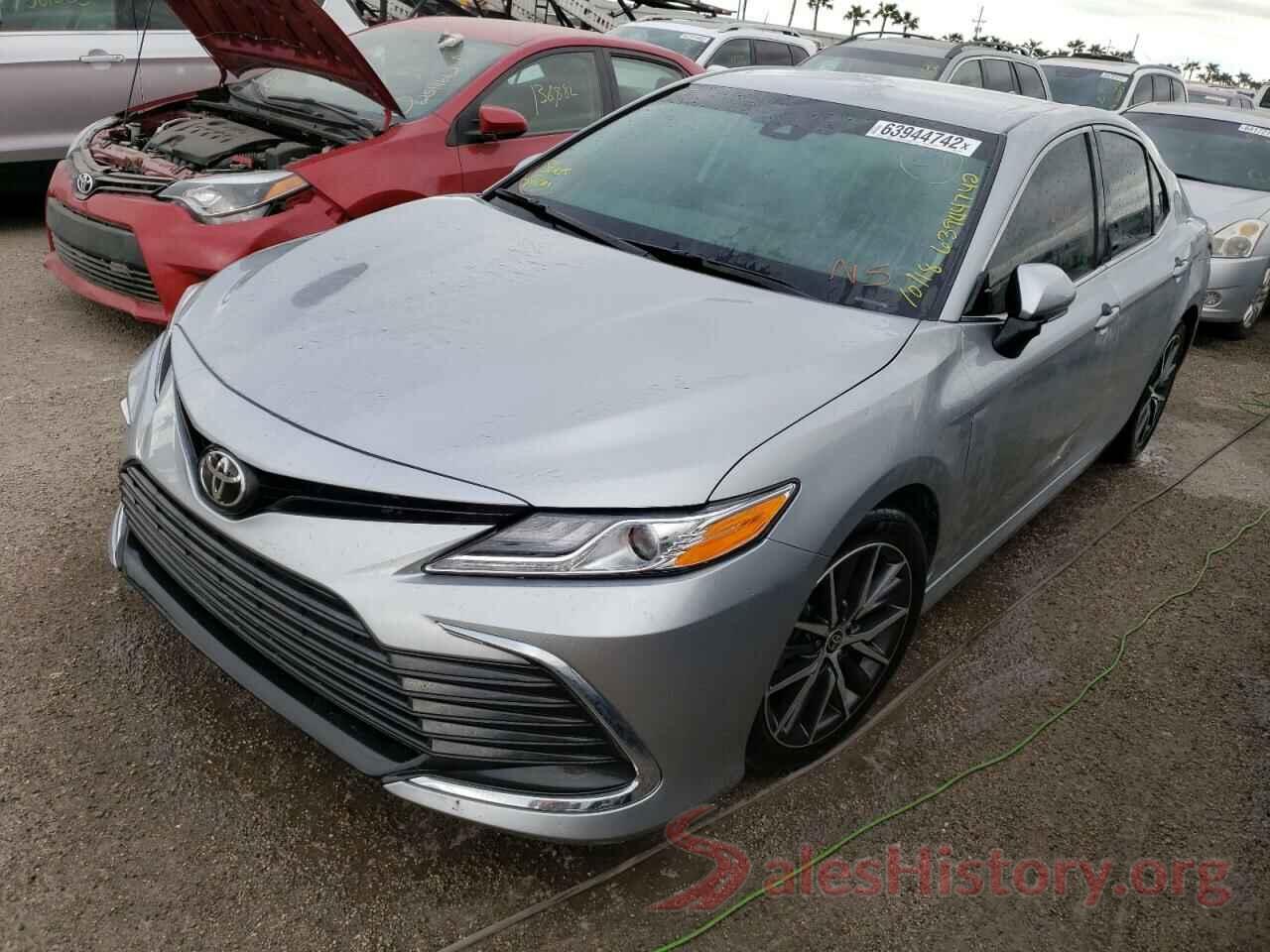 4T1F11AK5MU512070 2021 TOYOTA CAMRY