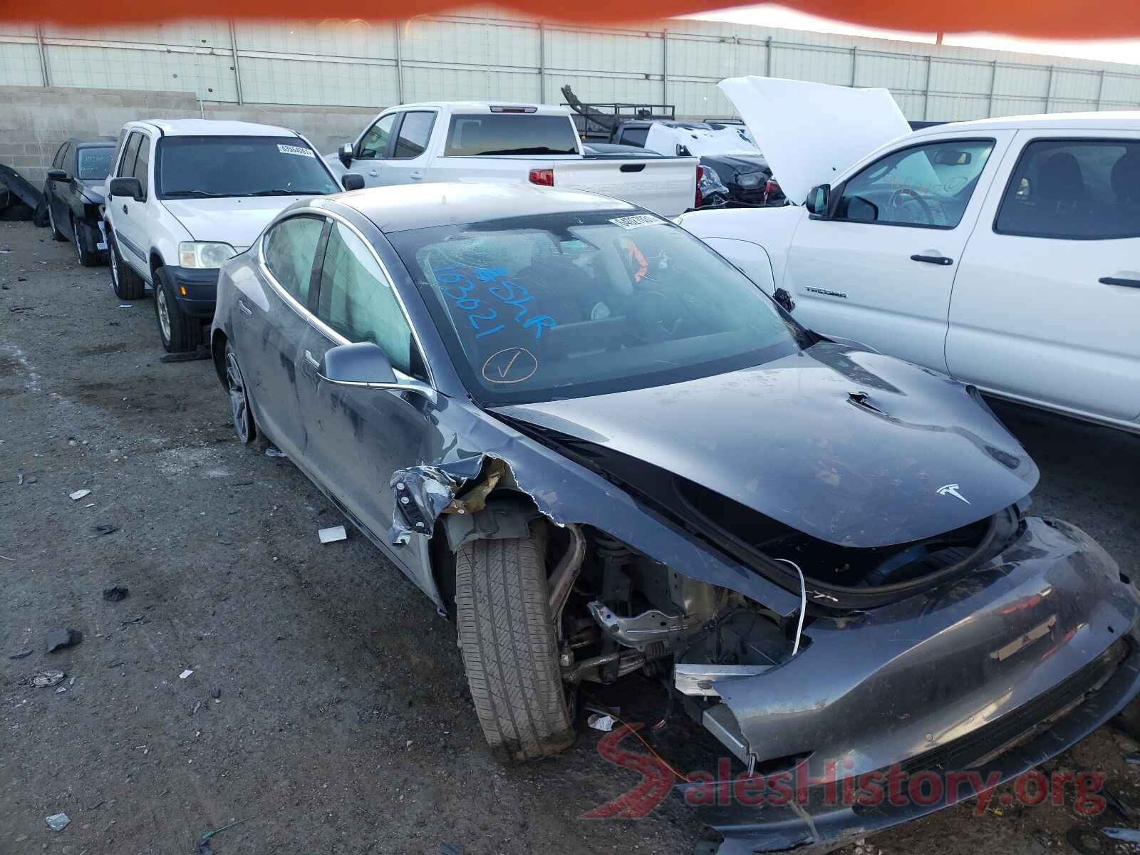 5YJ3E1EB2KF386715 2019 TESLA MODEL 3