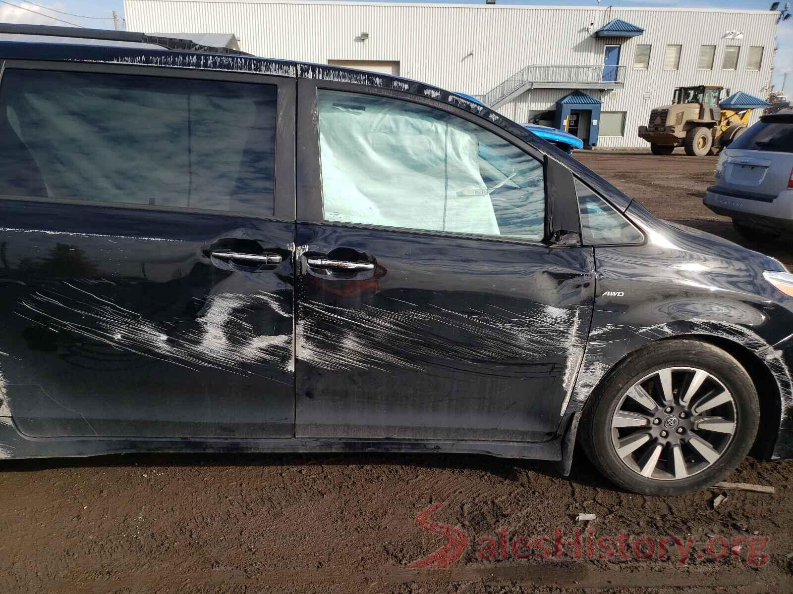 5TDDZ3DC2JS202527 2018 TOYOTA SIENNA