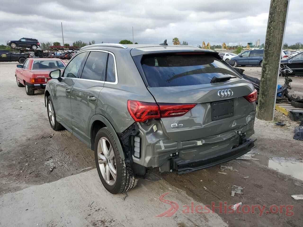 WA1DECF38M1031240 2021 AUDI Q3