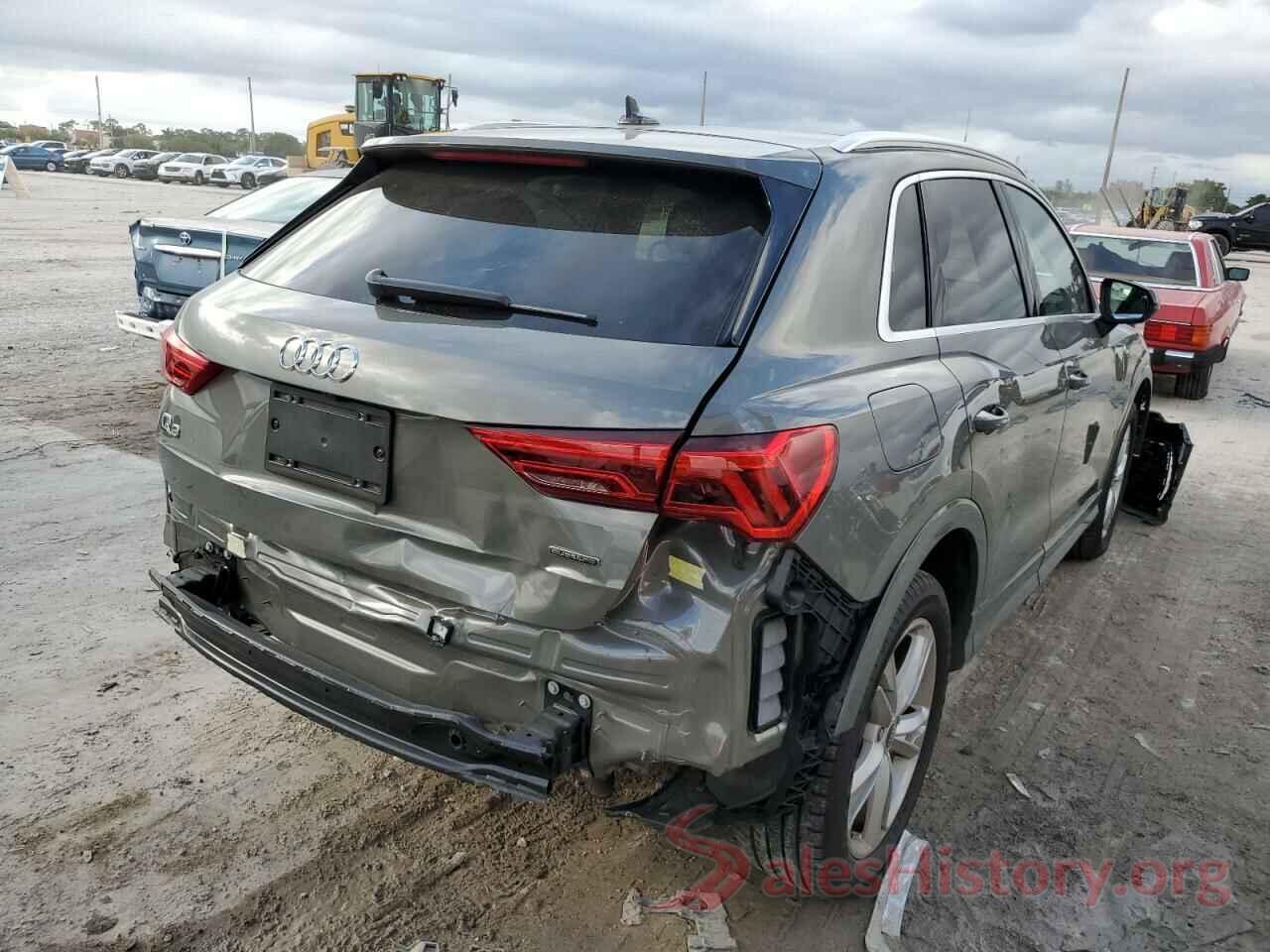 WA1DECF38M1031240 2021 AUDI Q3